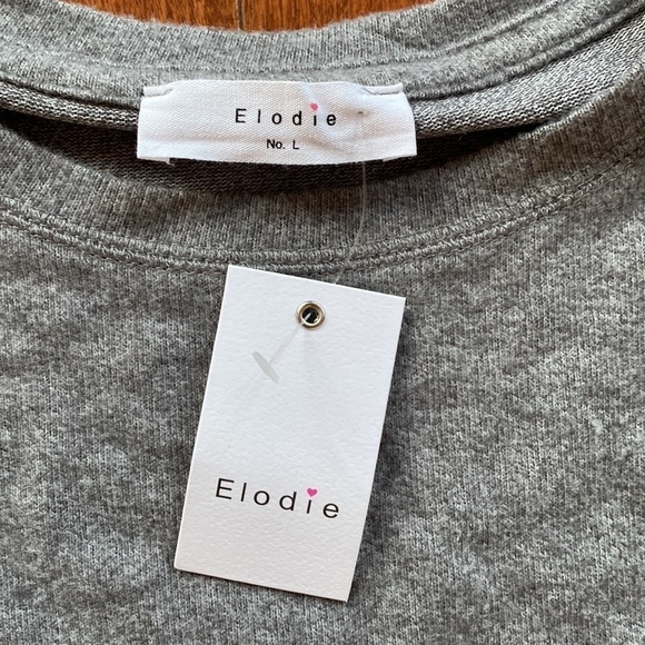 Elodie gray cropped sweater in size lrg. Gathered cuff. Cozy and soft. NWT - Picture 3 of 5
